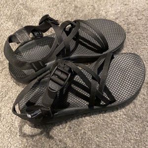 Almost new Chacos